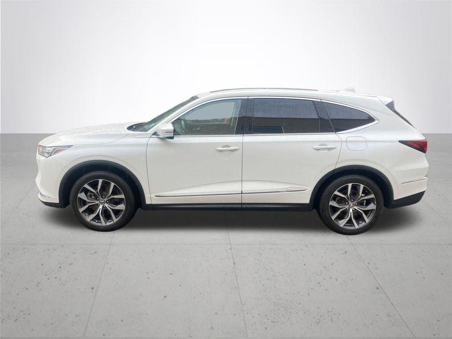 used 2022 Acura MDX car, priced at $43,118