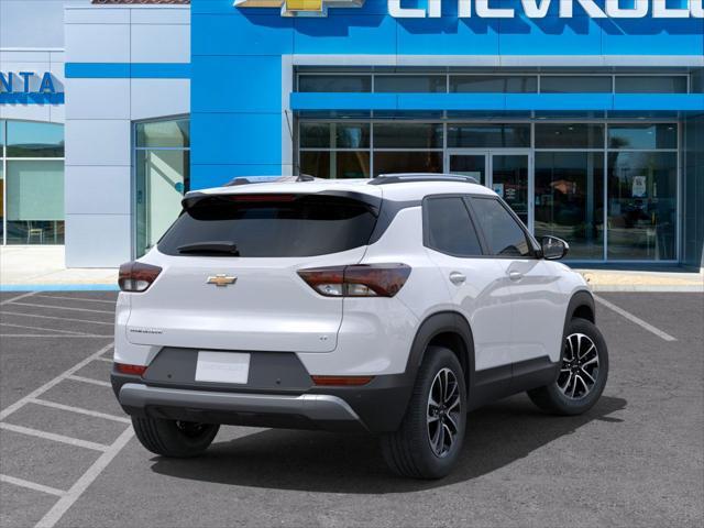 new 2025 Chevrolet TrailBlazer car, priced at $28,679