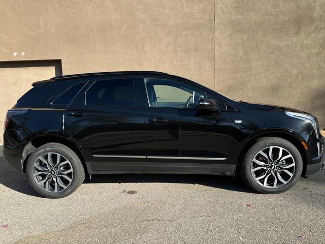 used 2021 Cadillac XT5 car, priced at $38,690