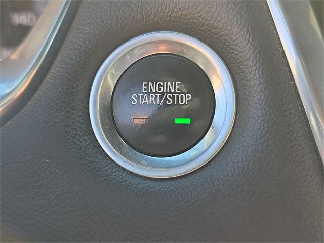 used 2022 Chevrolet Traverse car, priced at $28,885