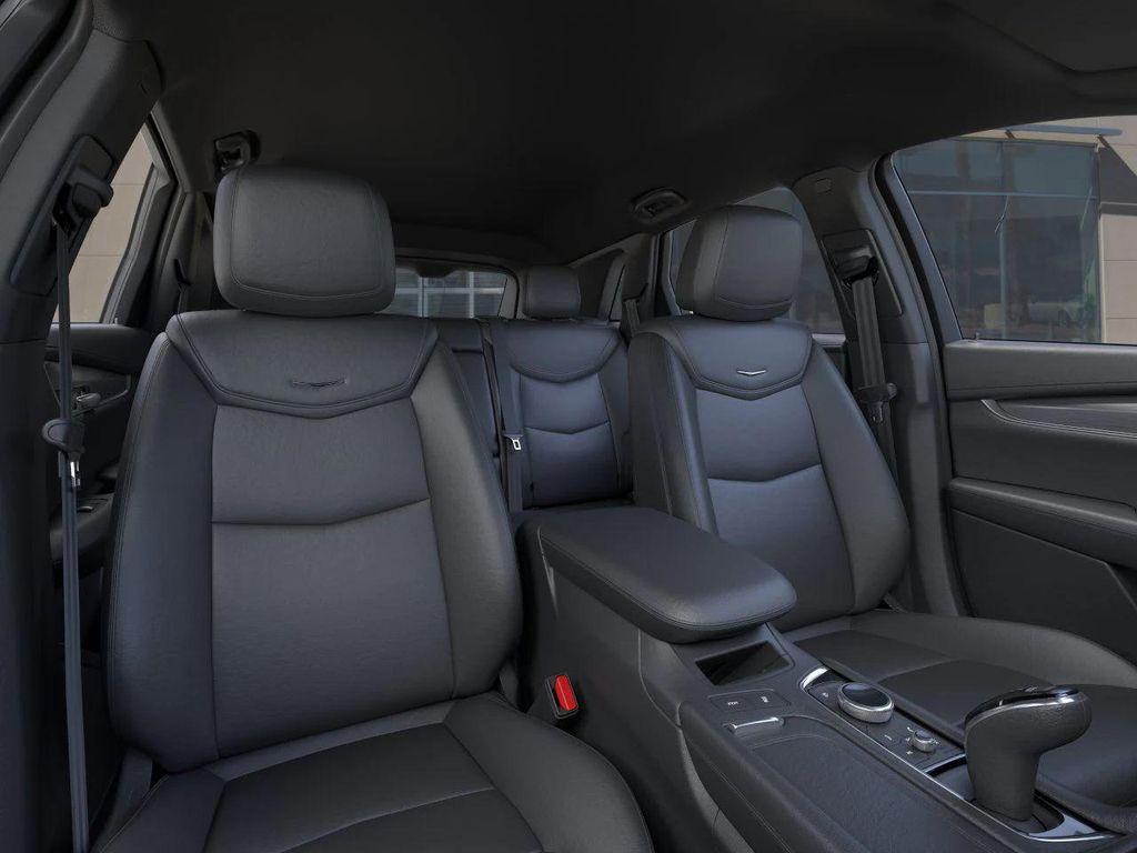new 2025 Cadillac XT5 car, priced at $44,790