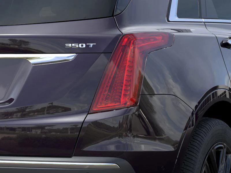 new 2025 Cadillac XT5 car, priced at $60,184