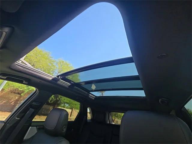 new 2025 Cadillac XT5 car, priced at $53,815