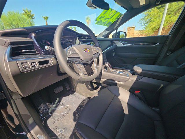new 2025 Cadillac XT5 car, priced at $53,815