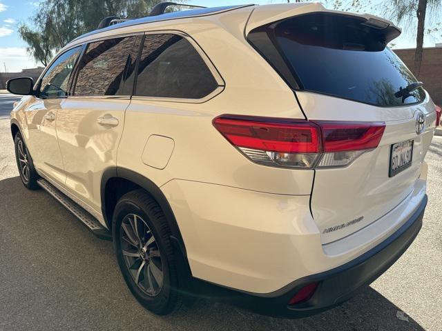 used 2018 Toyota Highlander car, priced at $21,985