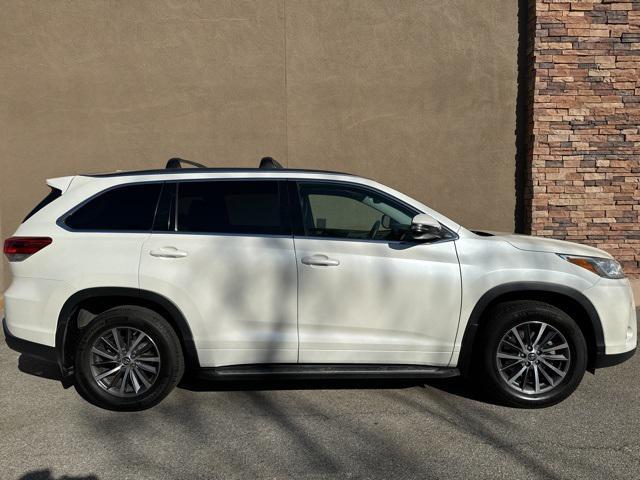 used 2018 Toyota Highlander car, priced at $21,985