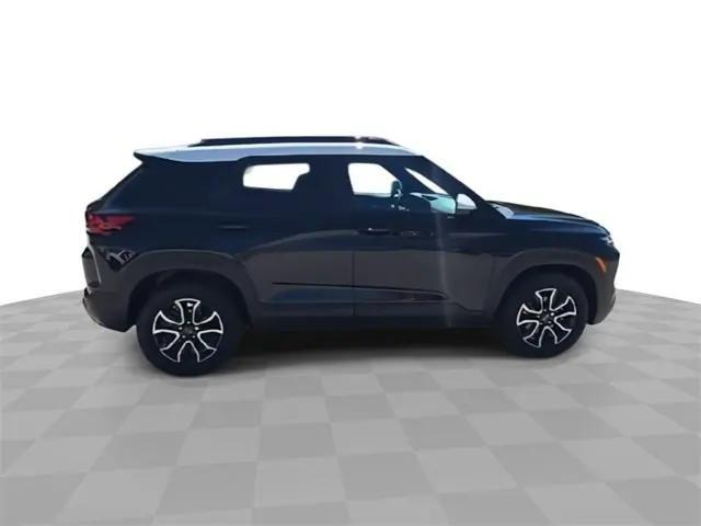 new 2025 Chevrolet TrailBlazer car, priced at $29,524
