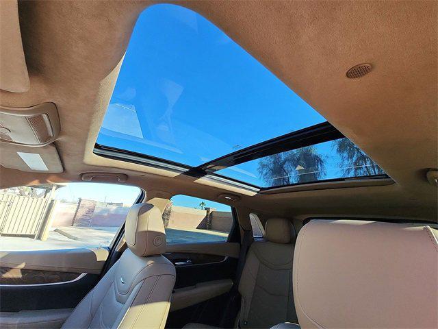 used 2023 Cadillac XT5 car, priced at $41,983
