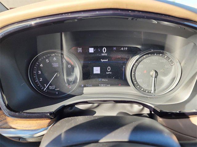 used 2023 Cadillac XT5 car, priced at $41,983