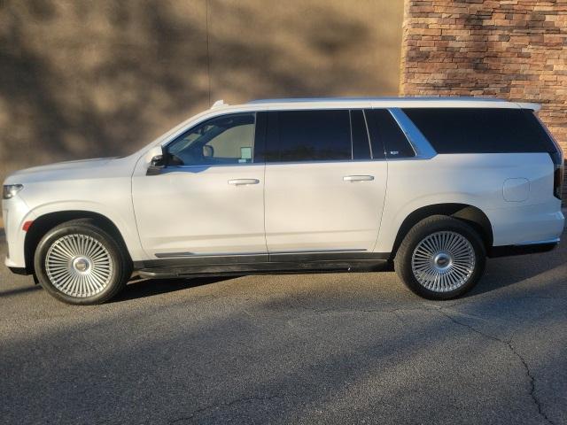 used 2022 Cadillac Escalade ESV car, priced at $64,885