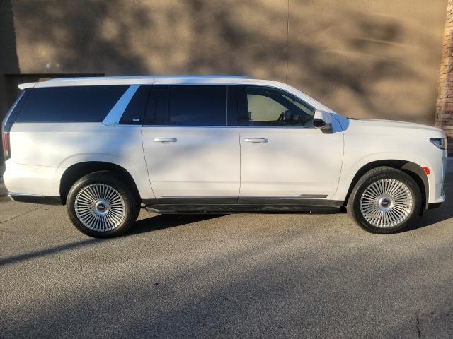 used 2022 Cadillac Escalade ESV car, priced at $64,885