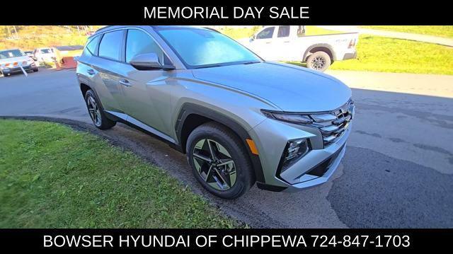 new 2025 Hyundai TUCSON Hybrid car, priced at $36,075