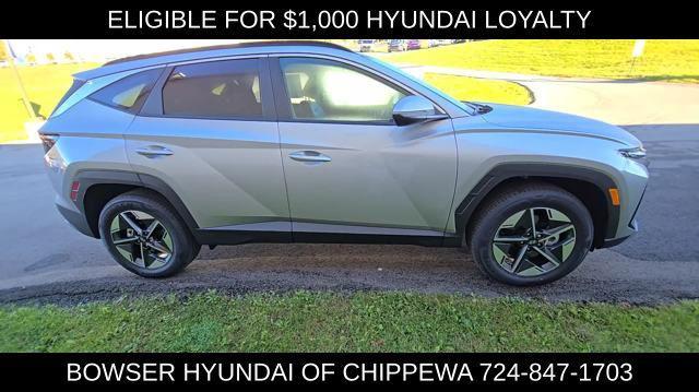new 2025 Hyundai TUCSON Hybrid car, priced at $36,075