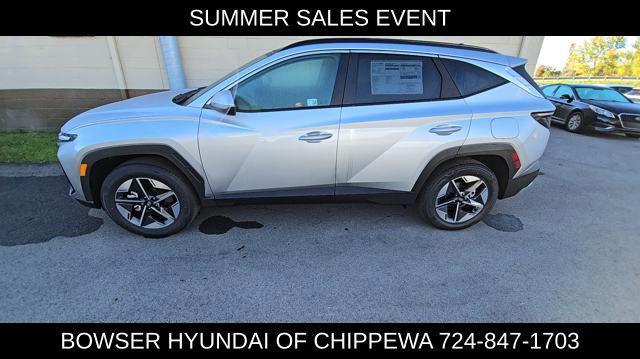 new 2025 Hyundai TUCSON Hybrid car, priced at $36,075