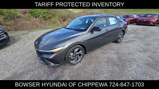 new 2025 Hyundai Elantra car, priced at $27,276