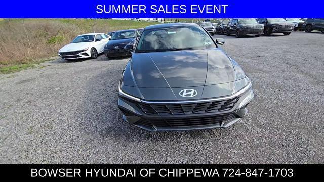 new 2025 Hyundai Elantra car, priced at $26,276