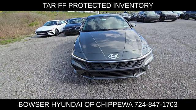 new 2025 Hyundai Elantra car, priced at $27,276