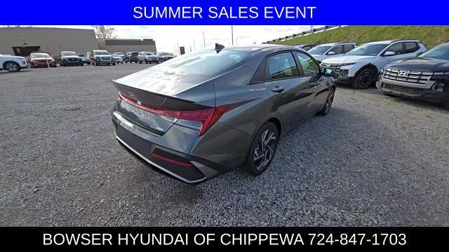 new 2025 Hyundai Elantra car, priced at $26,276