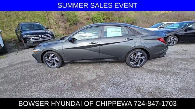 new 2025 Hyundai Elantra car, priced at $26,276