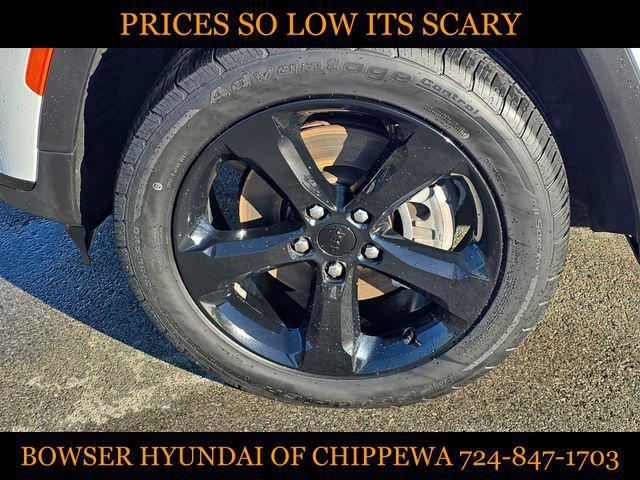 used 2023 Jeep Grand Cherokee L car, priced at $32,625