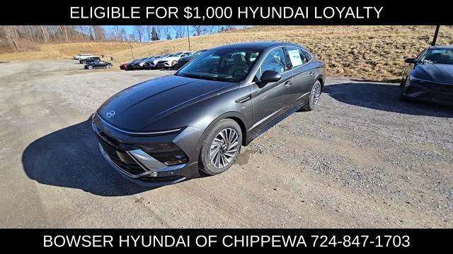 new 2025 Hyundai Sonata Hybrid car, priced at $37,310