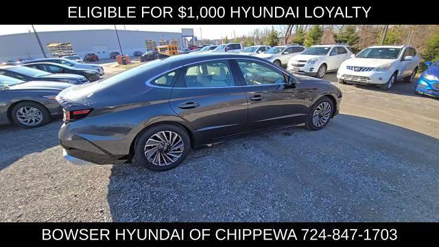 new 2025 Hyundai Sonata Hybrid car, priced at $37,310