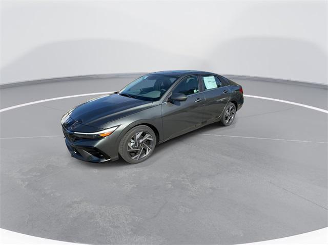 new 2024 Hyundai Elantra car, priced at $25,545