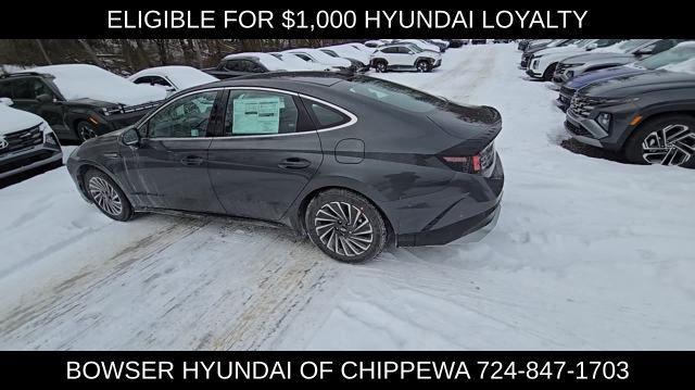 new 2025 Hyundai Sonata Hybrid car, priced at $30,622