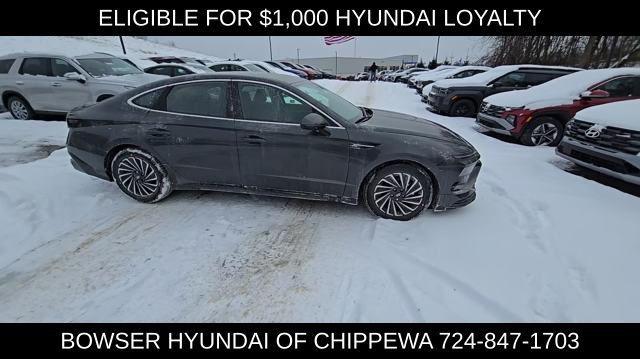 new 2025 Hyundai Sonata Hybrid car, priced at $30,622