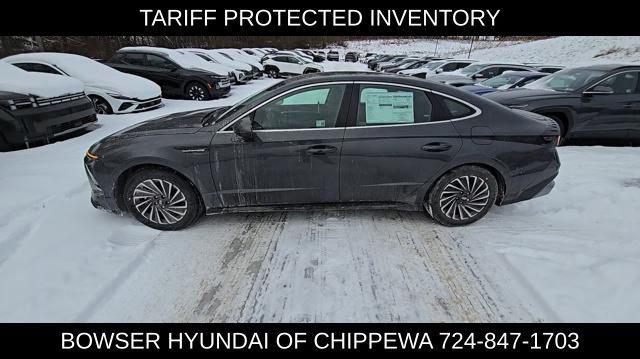 new 2025 Hyundai Sonata Hybrid car, priced at $31,372