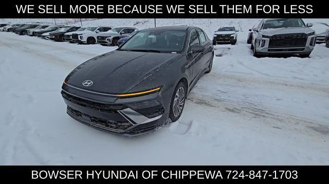 new 2025 Hyundai Sonata Hybrid car, priced at $31,122