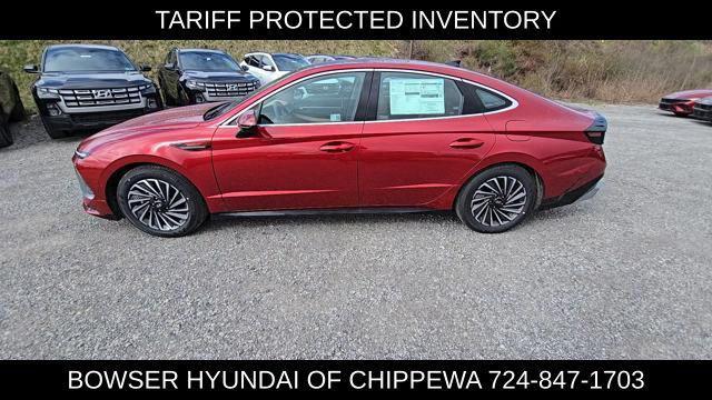new 2025 Hyundai Sonata Hybrid car, priced at $38,293