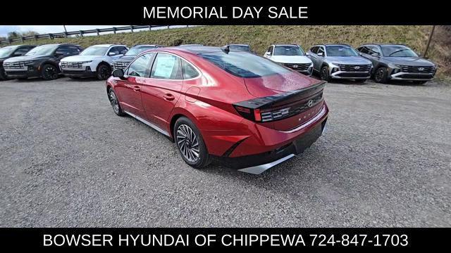 new 2025 Hyundai Sonata Hybrid car, priced at $38,293