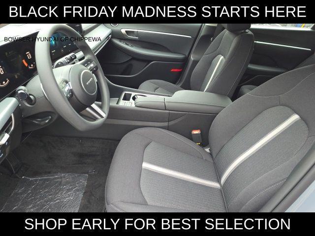 new 2026 Hyundai Sonata Hybrid car, priced at $28,042