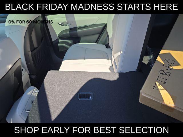 new 2025 Hyundai TUCSON Hybrid car, priced at $33,844