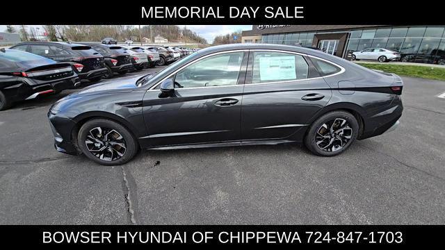 new 2025 Hyundai Sonata car, priced at $29,057