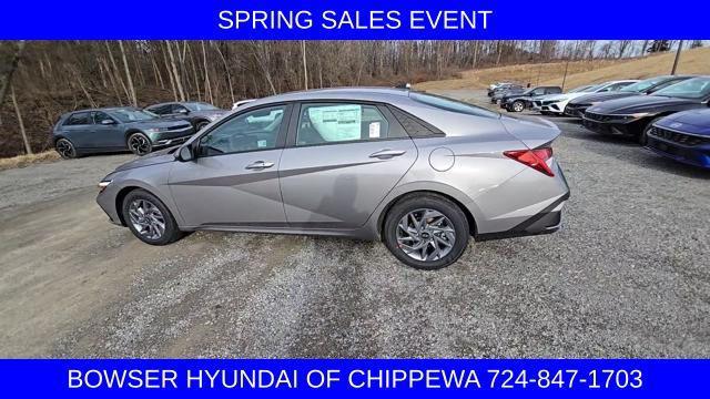 new 2025 Hyundai ELANTRA HEV car, priced at $25,644