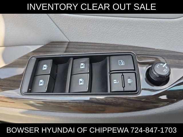 used 2017 Toyota Sienna car, priced at $21,270
