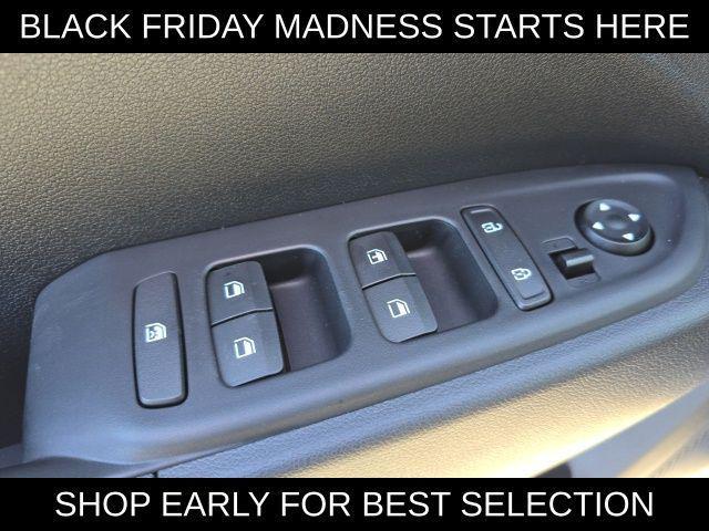 new 2026 Hyundai Venue car, priced at $22,047