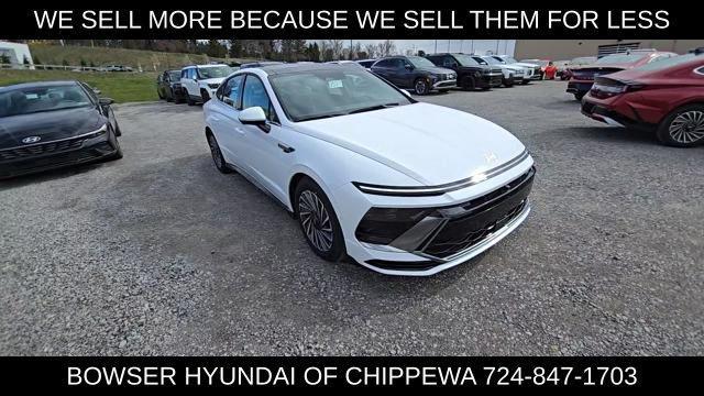new 2025 Hyundai Sonata Hybrid car, priced at $38,293