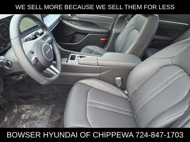 new 2025 Hyundai Sonata Hybrid car, priced at $38,293