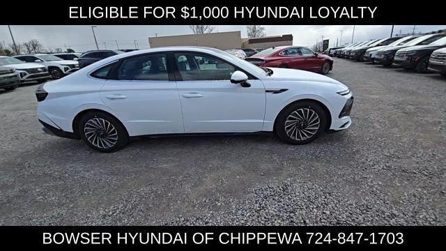 new 2025 Hyundai Sonata Hybrid car, priced at $37,793