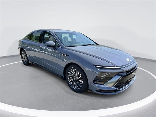 new 2024 Hyundai Sonata Hybrid car, priced at $32,560