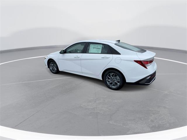 new 2024 Hyundai Elantra car, priced at $24,265