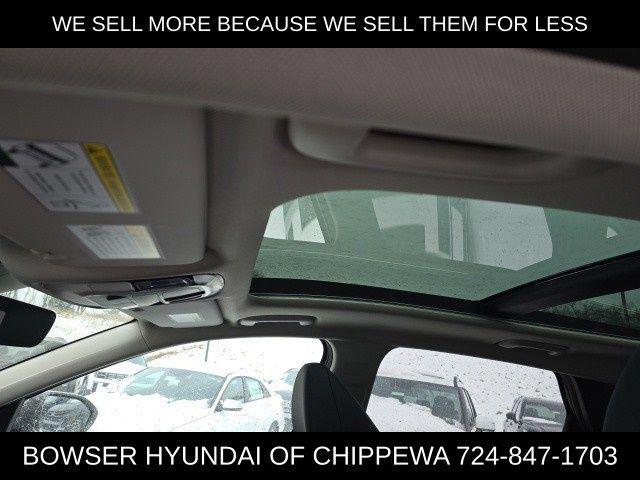new 2025 Hyundai TUCSON Hybrid car, priced at $36,952