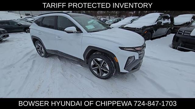 new 2025 Hyundai TUCSON Hybrid car, priced at $36,952