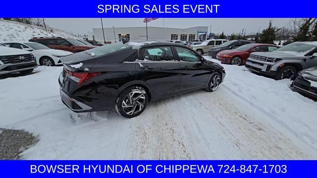 new 2025 Hyundai Elantra car, priced at $25,324