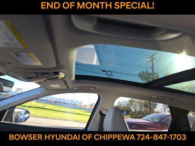 new 2026 Hyundai TUCSON Hybrid car, priced at $42,444