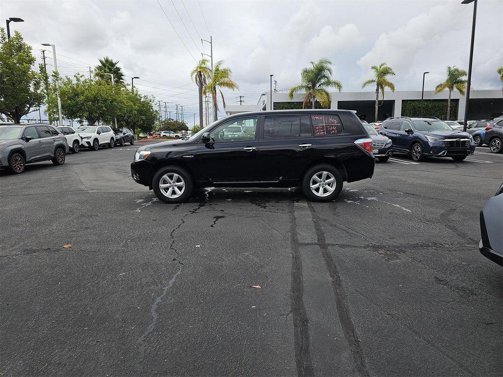 used 2008 Toyota Highlander Hybrid car, priced at $8,900