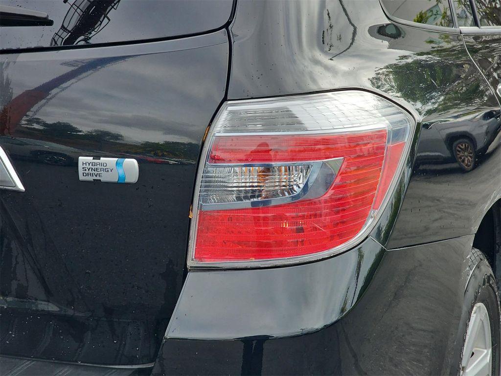 used 2008 Toyota Highlander Hybrid car, priced at $8,900